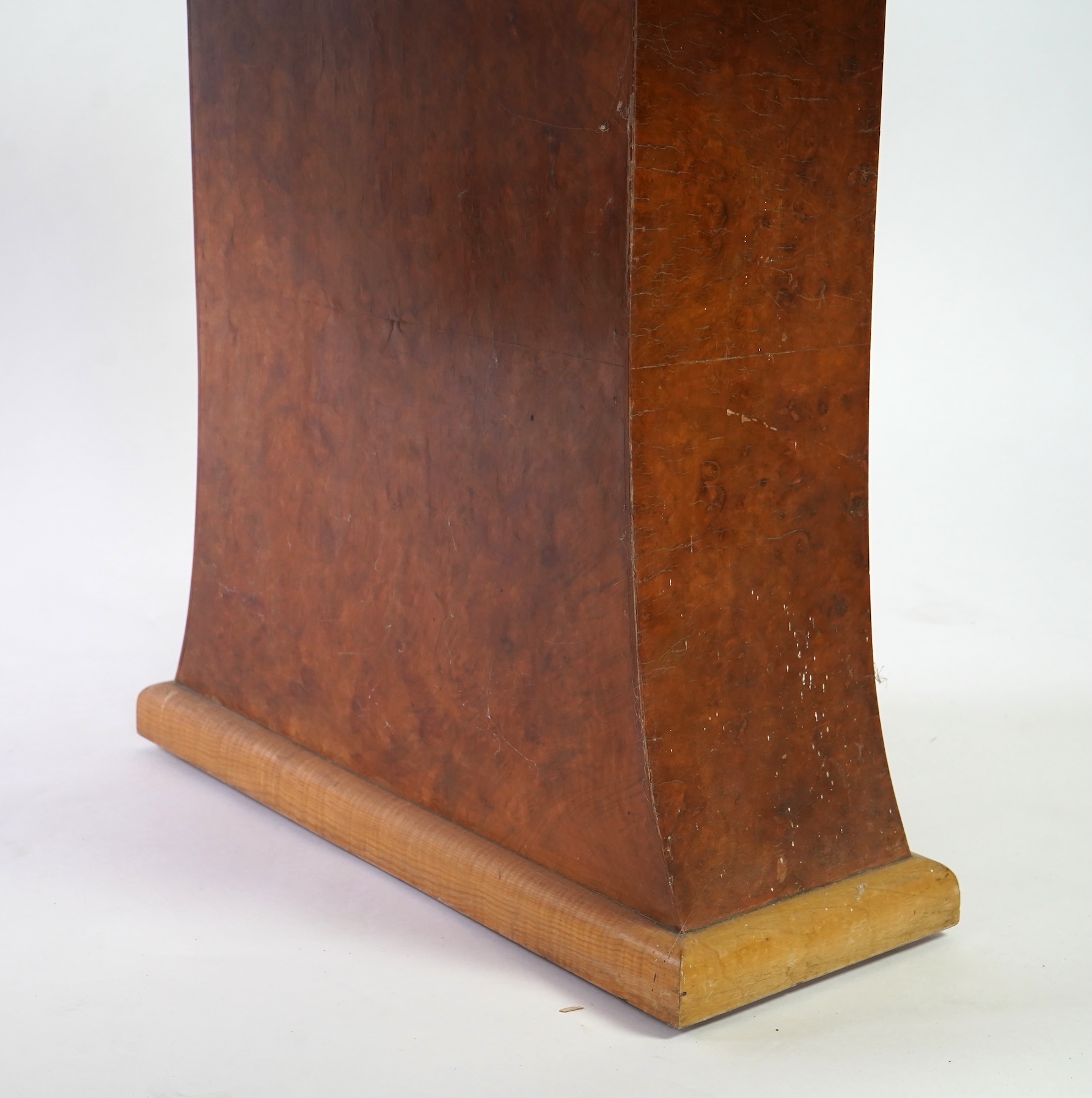 Attributed to Harry and Lou Epstein: An Art Deco burr walnut dining suite